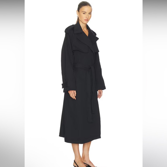 New with tags Skims BOYFRIEND FLEECE
OVERSIZED TRENCH COAT - Picture 8 of 10